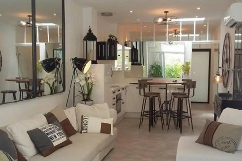 아파트 Bandol Magnifique Appartement En Rdc Cour Sans Vis A Vis 5Mn Plage
