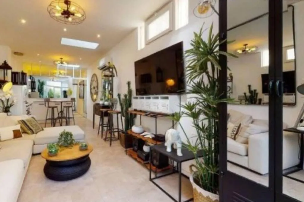 Bandol Magnifique Appartement En Rdc Cour Sans Vis A Vis 5Mn Plage 프랑스