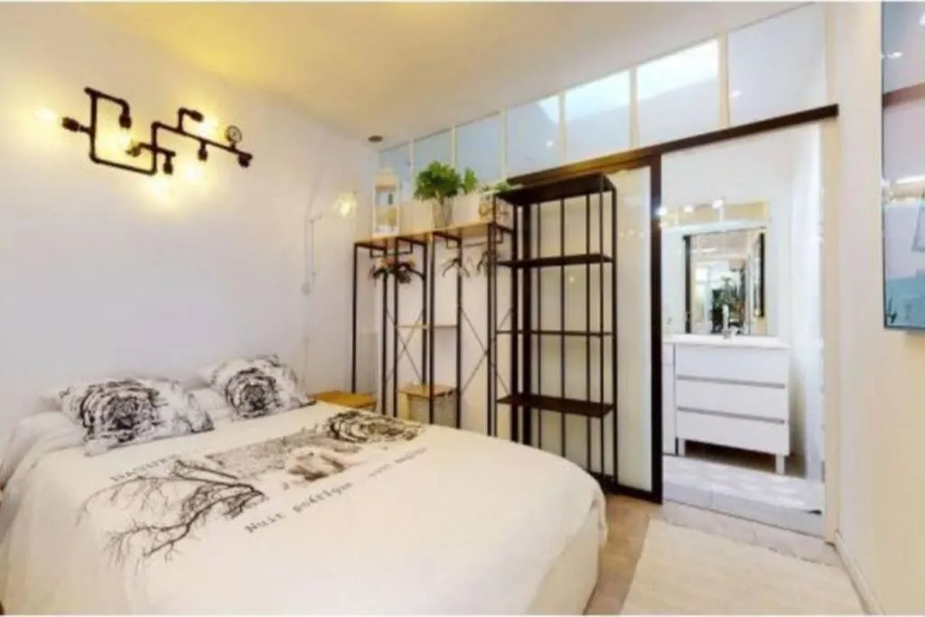 Bandol Magnifique Appartement En Rdc Cour Sans Vis A Vis 5Mn Plage 0*,  프랑스
